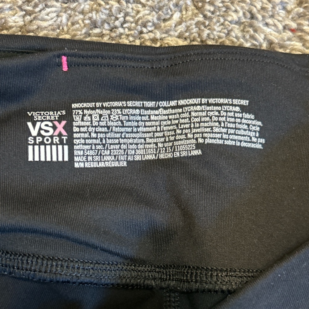 Victoria’s Secret VSX Sport Knockout Tight Leggings Black w/ Rainbow Logo Medium - Picture 4 of 4